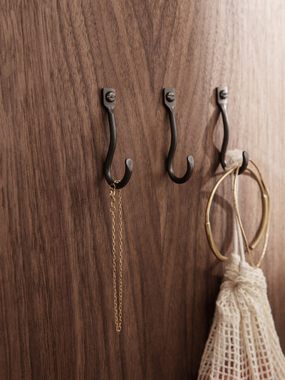 product image for Curvature Hooks - set of 3 in Black Brass Room1 89