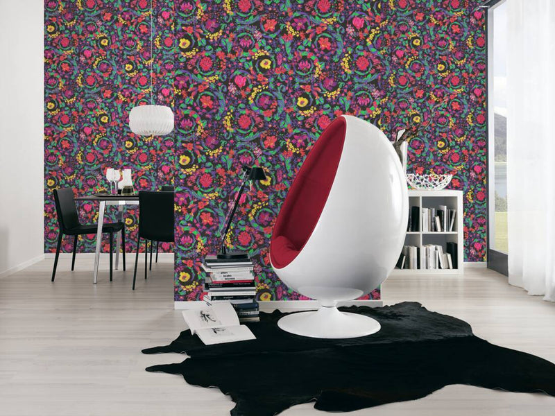 media image for Baroque Damask Textured Wallpaper in Black/Multi from the Versace V Collection 251