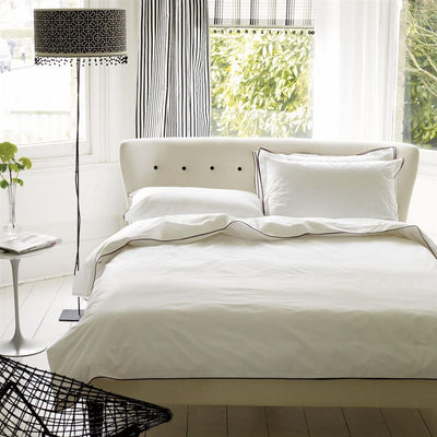 product image of astor nutmeg bedding design by designers guild 1 550
