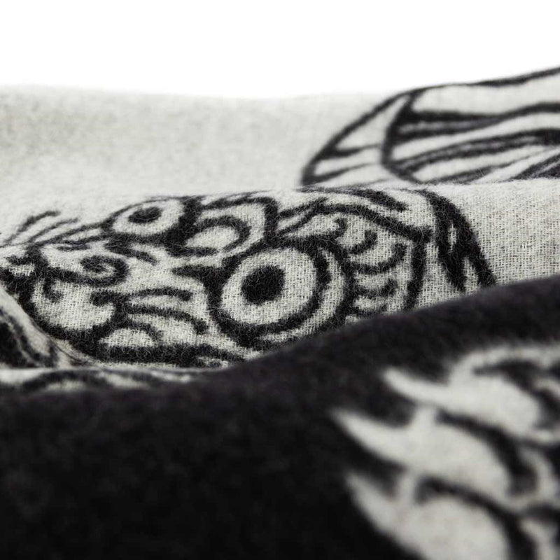 media image for voodoo reversible throw by blacksaw bl59 01 5 226