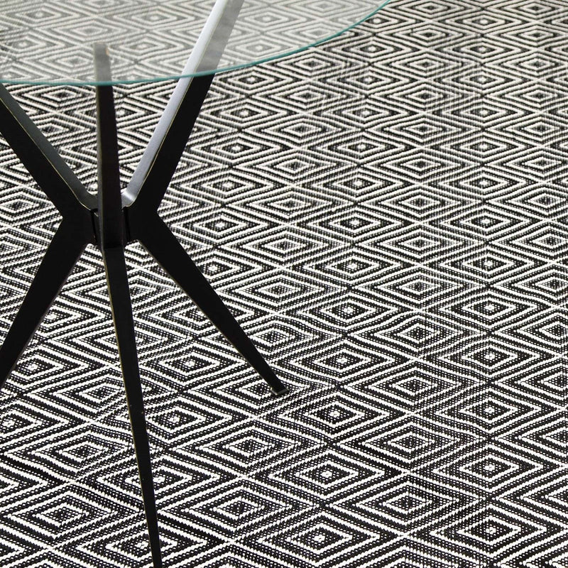 media image for diamond black ivory indoor outdoor rug by annie selke rdb170 1014 5 279