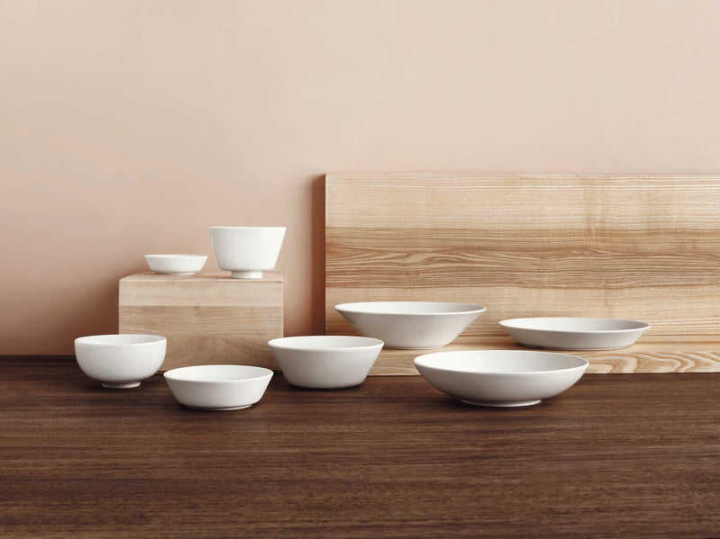 media image for Teema Serving Bowl in Various Sizes design by Kaj Franck for Iittala 231