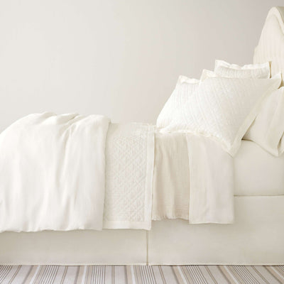 product image for lush linen ivory bed skirt by annie selke pc2515 fq 4 69