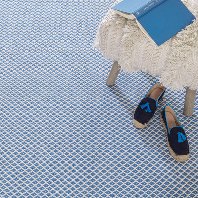 product image for Mainsail French Blue Handwoven Indoor/Outdoor Rug 55