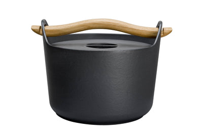 product image for Sarpaneva Cast Iron Casserole Pot design by Timo Sarpaneva for Iittala 71