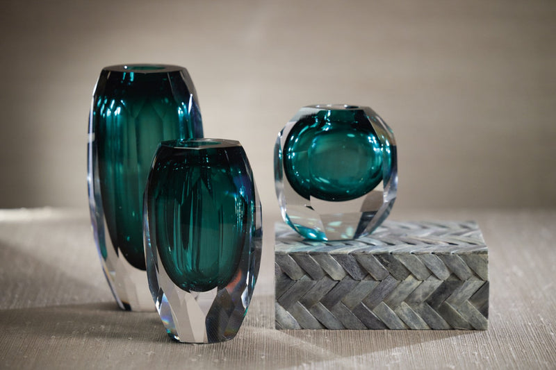 media image for Albi Emerald Cut Glass Vase 278
