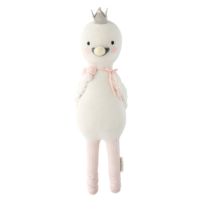 product image of harlow the swan by cuddle kind 1 550