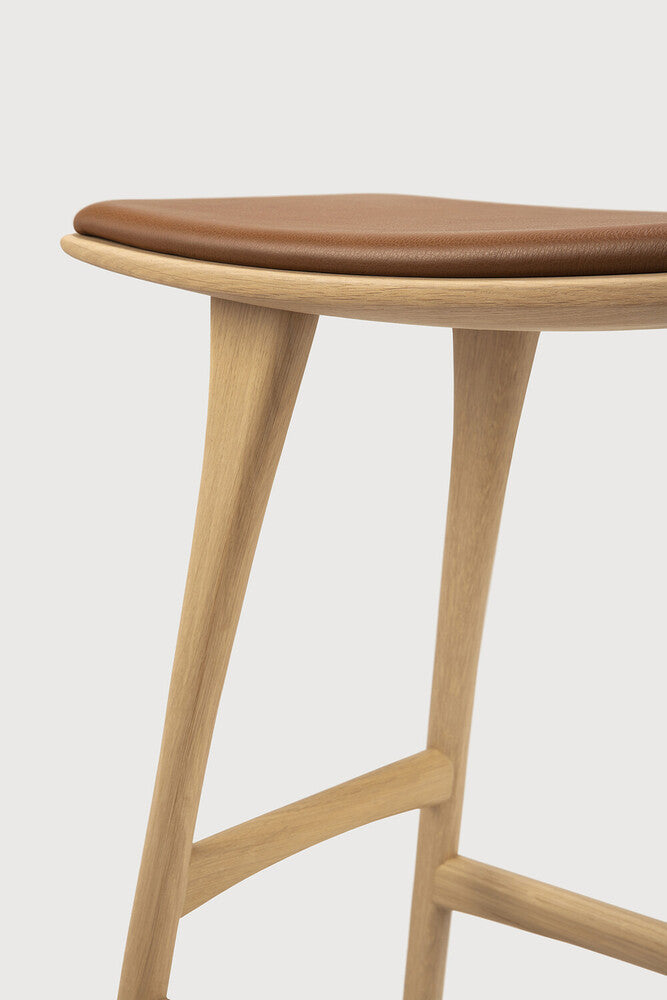 media image for Oak Osso Counter Stool By Ethnicraft Teg 53044 22 236