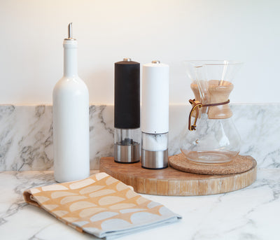 grid article image for New Kitchen, New Essentials. #flashkitchenremodel 272