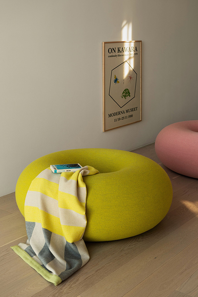 collection photo of Poufs image 1