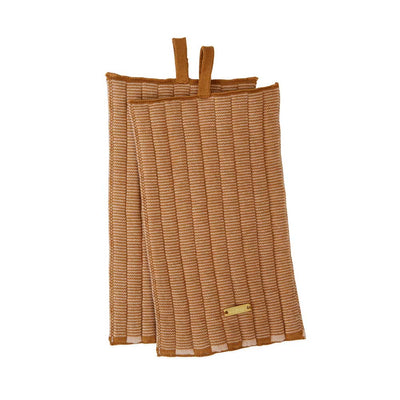 product image of set of 2 stringa potholders in caramel by oyoy 1 556