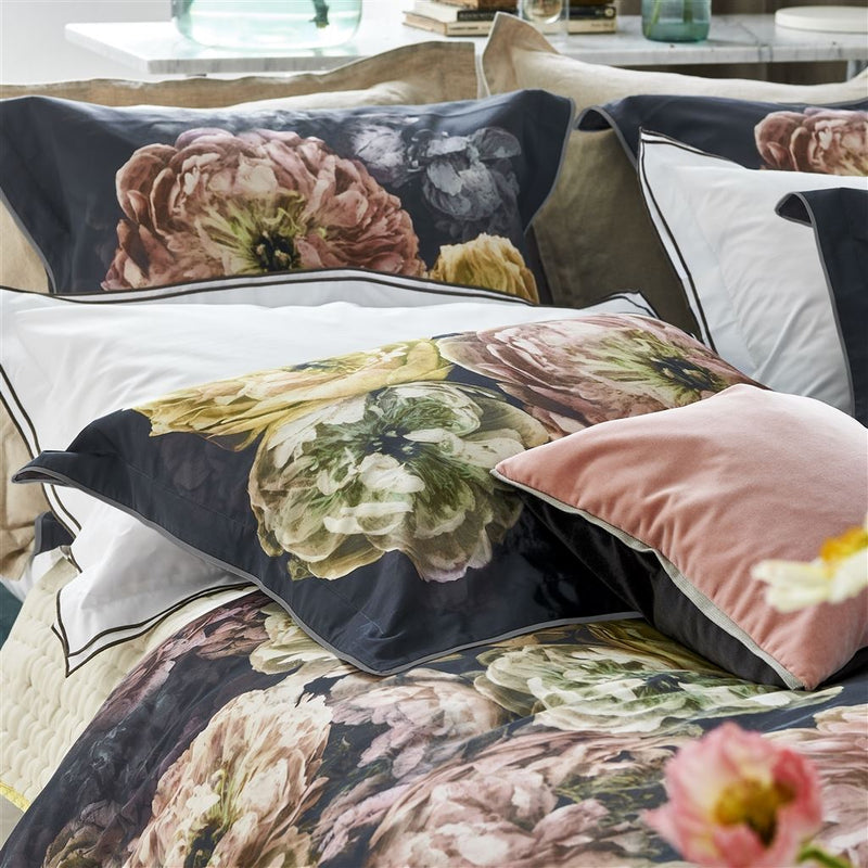 media image for le poeme de fleurs midnight bed linen by designers guild 9 295