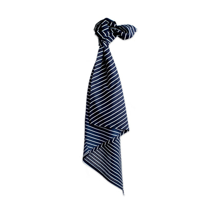product image of the cloth in multiple colors design by the organic company 1 567