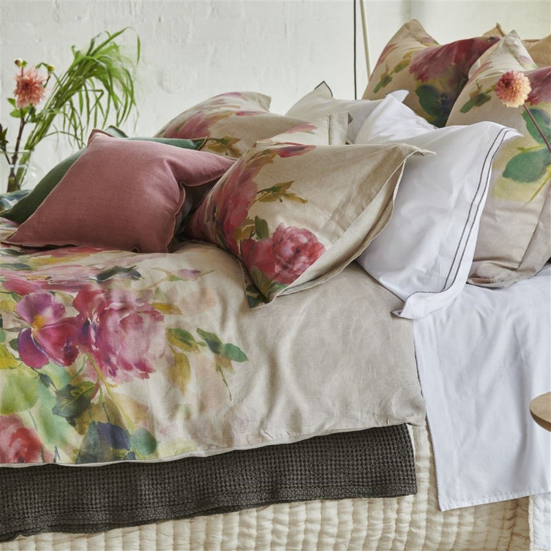 media image for Thelmas Garden Fuchsia Bedding By Designers Guildbeddg3519 6 227