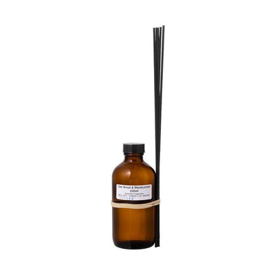 product image of scientific fragrance oak wood blackcurrant design by puebco 1 594