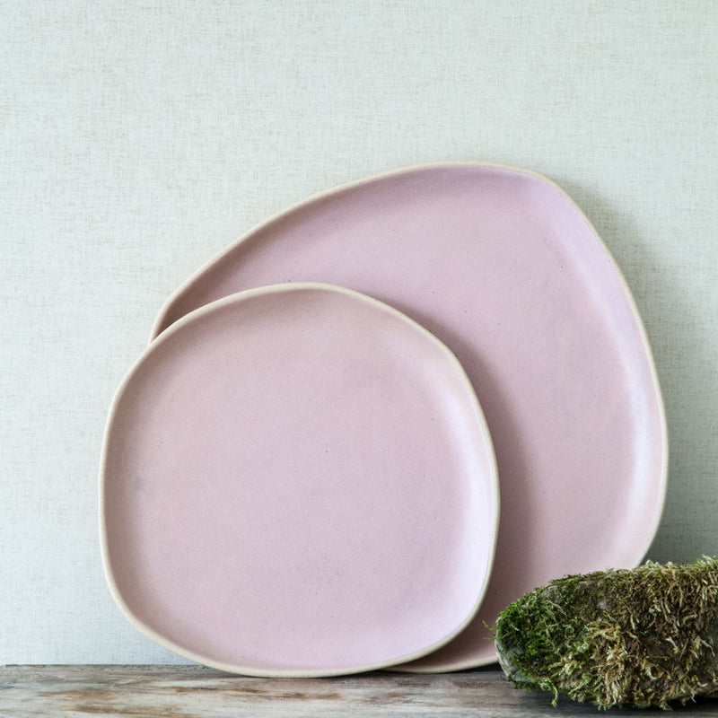 media image for Organic Beetroot Dinner Plate by BD Edition I 274