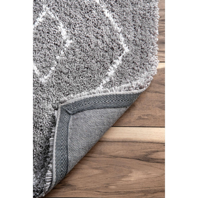 media image for Hand Tufted Beaulah Shaggy Rug in Grey by NuLOOM 211