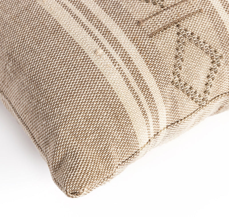 media image for niro pillow by bd studio 234098 004 21 298