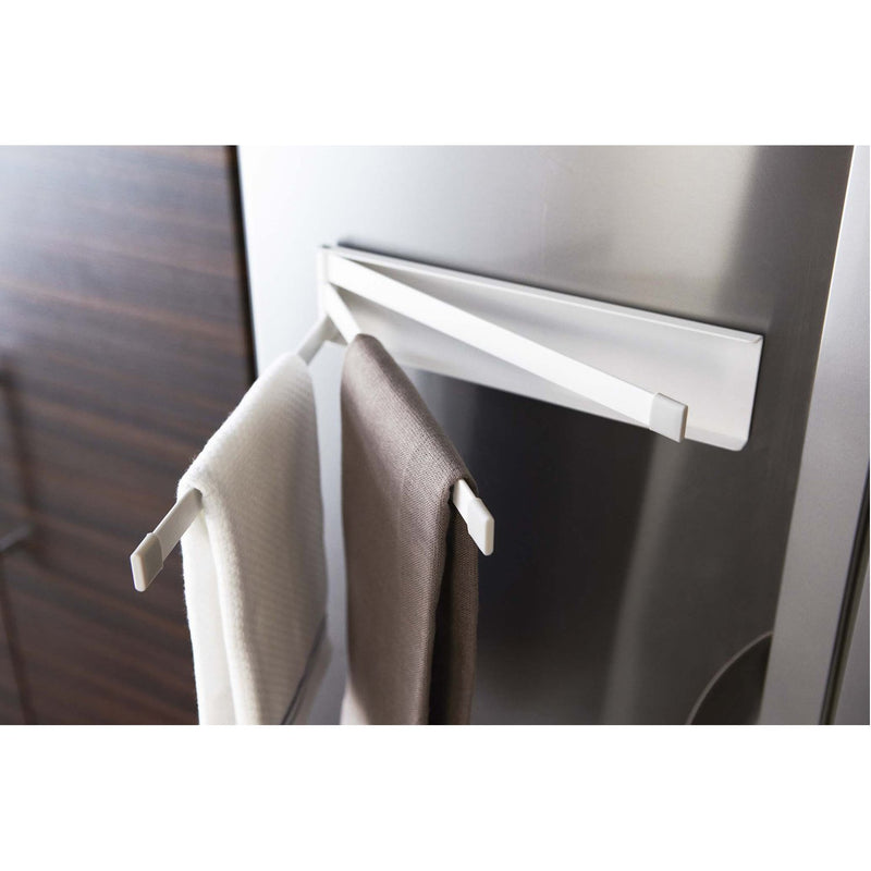 media image for Plate Magnet Dish Towel Hanger by Yamazaki 220