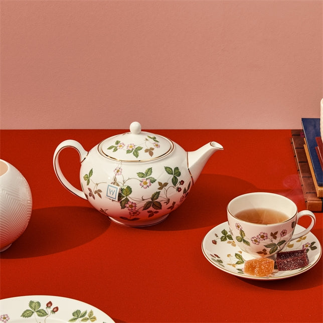 media image for Wild Strawberry Dinnerware Collection by Wedgwood 20