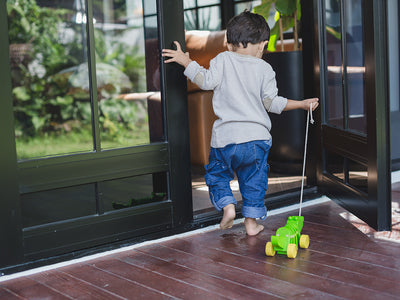 product image for dancing alligator by plan toys 4 21
