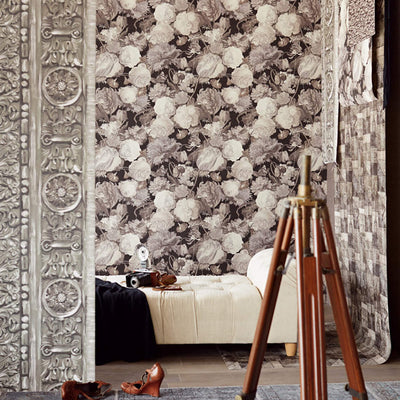 product image for Artistic Floral Wallpaper in Black/Grey 40