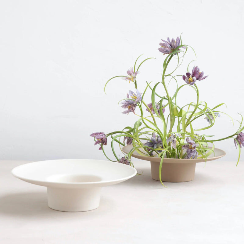 media image for ceramic ikebana vase 7 254