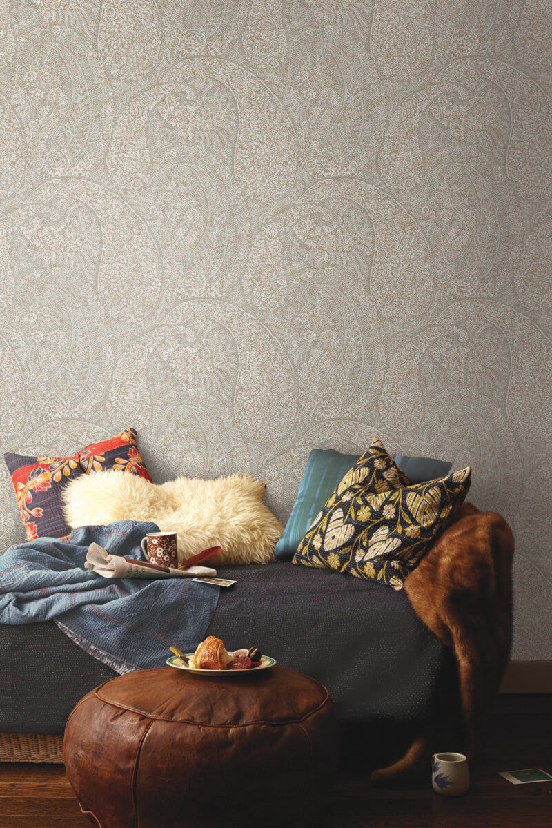 media image for Kashmir Dreams Paisley Wallpaper in Pink from the Bohemian Luxe Collection by Antonina Vella 227