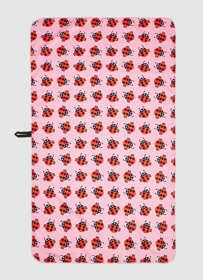 product image of ladybugs mircofiber towel 1 570