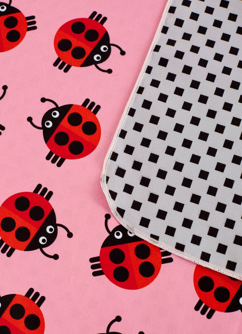 media image for ladybugs mircofiber towel 2 291