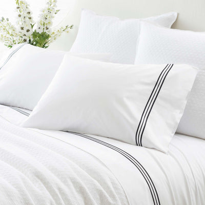 product image for diamond white matelasse sham by annie selke m15wse 3 89