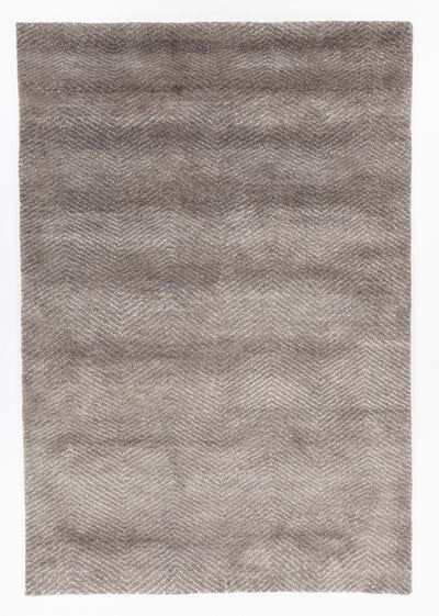product image of fia grey hand knotted rug by chandra rugs fia53101 576 1 573
