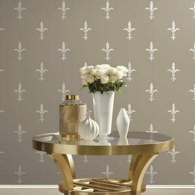 product image for Fleur De Lis Wallpaper in Glint and Cream from the Ronald Redding 24 Karat Collection by York Wallcoverings 46