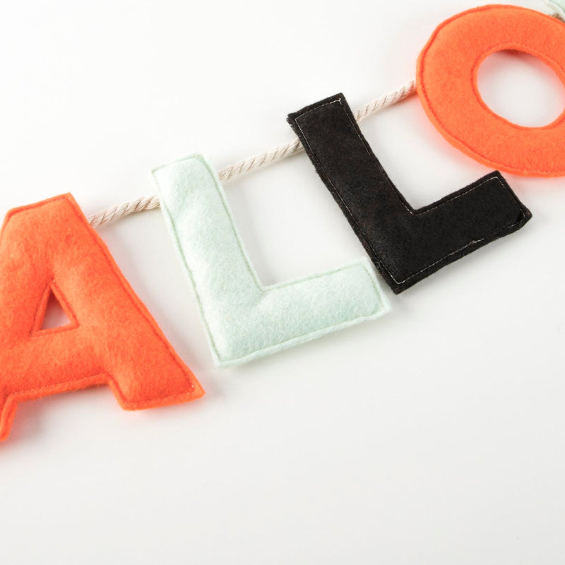 media image for halloween felt garland by meri meri mm 225126 2 256