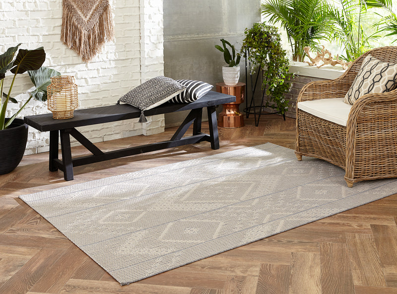 media image for Shiloh Indoor/ Outdoor Tribal Gray & Cream Area Rug 27