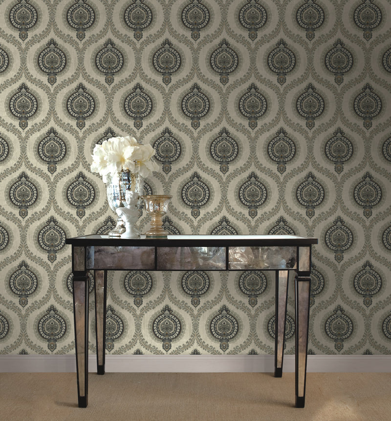 media image for Medallion Ogee Wallpaper in Silver from the Caspia Collection by Wallquest 237
