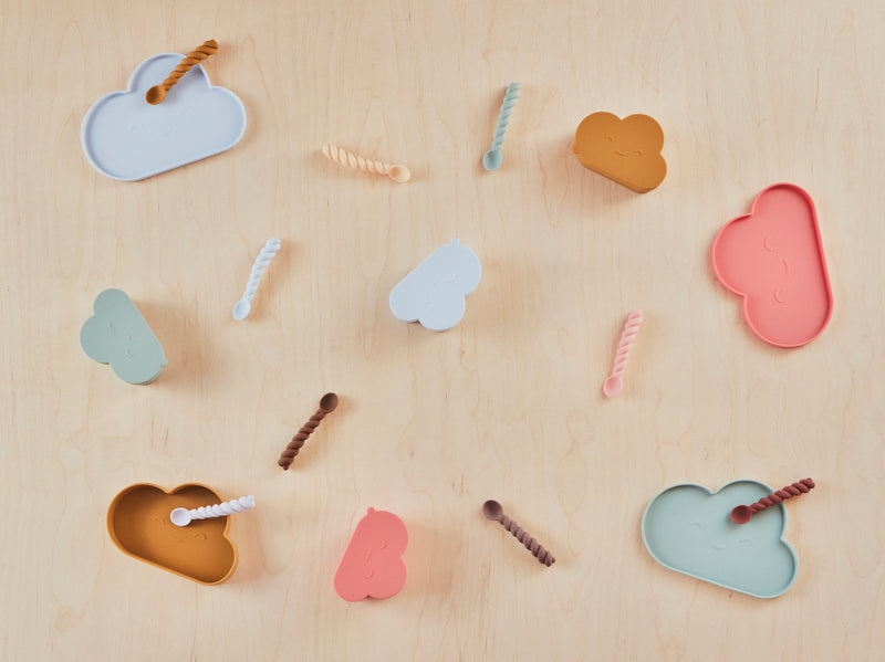 media image for chloe cloud snack bowl coral by oyoy m107177 2 229