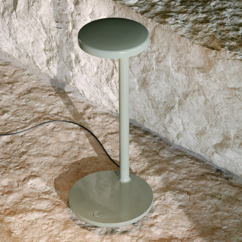 media image for Oblique Die cast aluminium Table Lighting in Various Colors 227