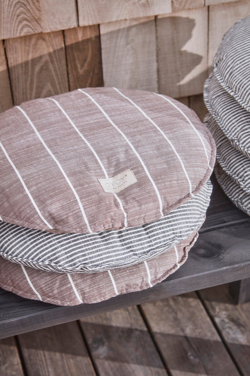 media image for outdoor kyoto cushion round black white 2 232