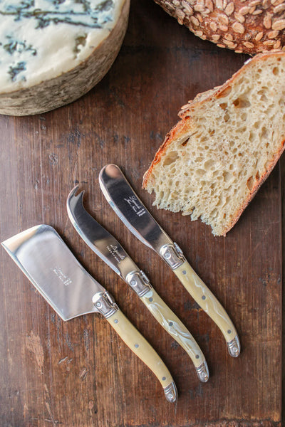 product image for laguiole pale horn mini cheese set in brown box cutter spreader fork tipped knife 5 6