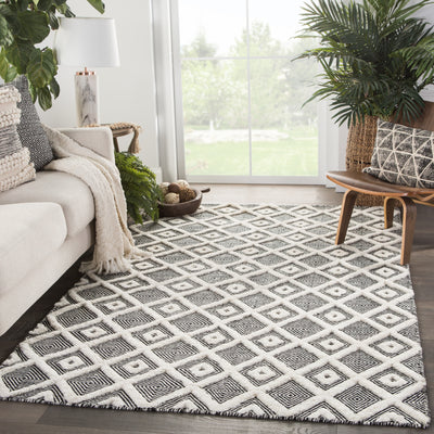 product image for Bosc Indoor/ Outdoor Trellis Ivory & Black Area Rug 45