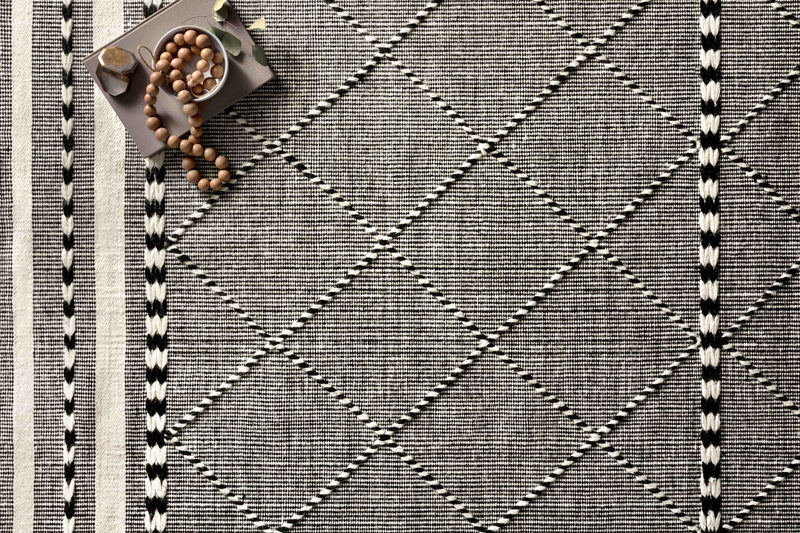media image for Sawyer Rug in Black by Loloi II 26