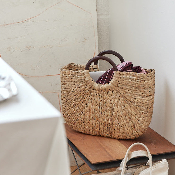 media image for Demilune Basket Tote - Small - Oxblood - Room1 298