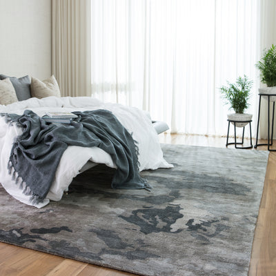 product image for glacier abstract rug in pumice stone pussywillow gray design by jaipur 9 96