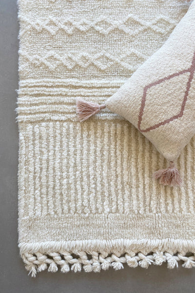 product image for ari sheep white woolable rug by lorena canals wo ari wh k 9 96