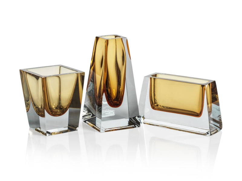media image for Carrara Polished Amber Glass Vase 210