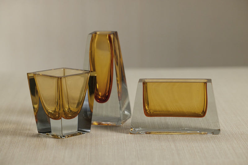 media image for Carrara Polished Amber Glass Vase 283