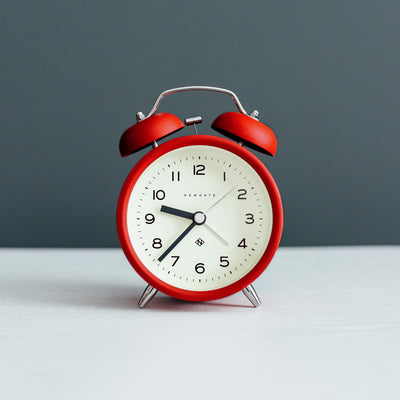 product image for charlie bell echo alarm clock in fire engine red design by newgate 3 52